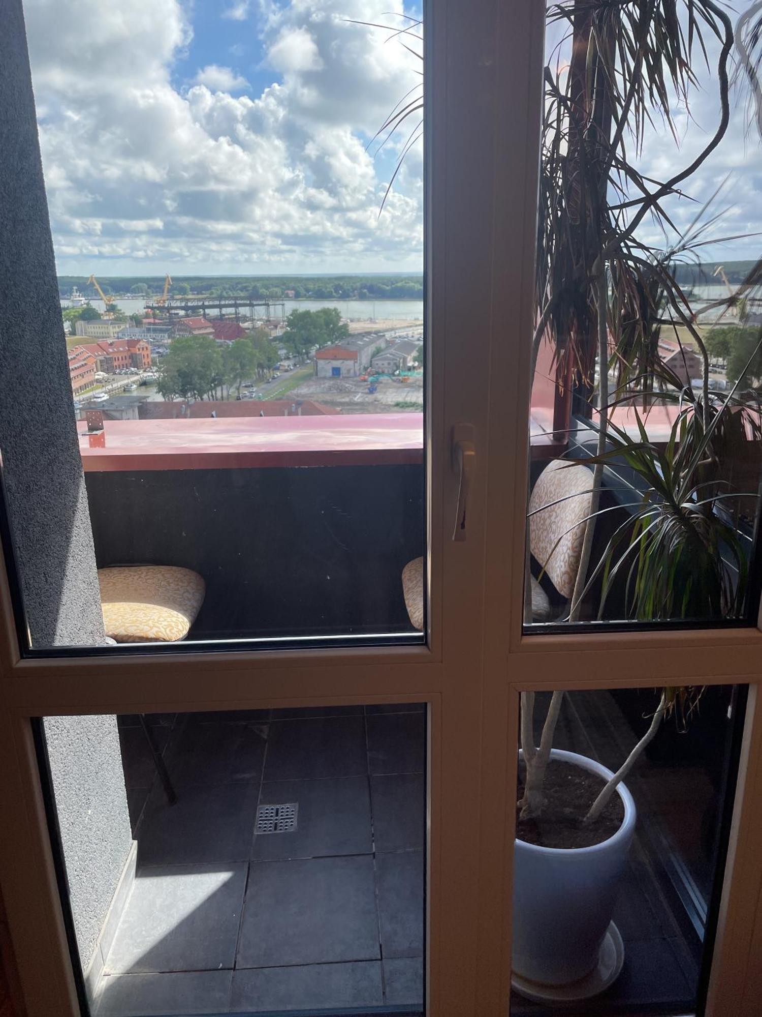 Sea View *
